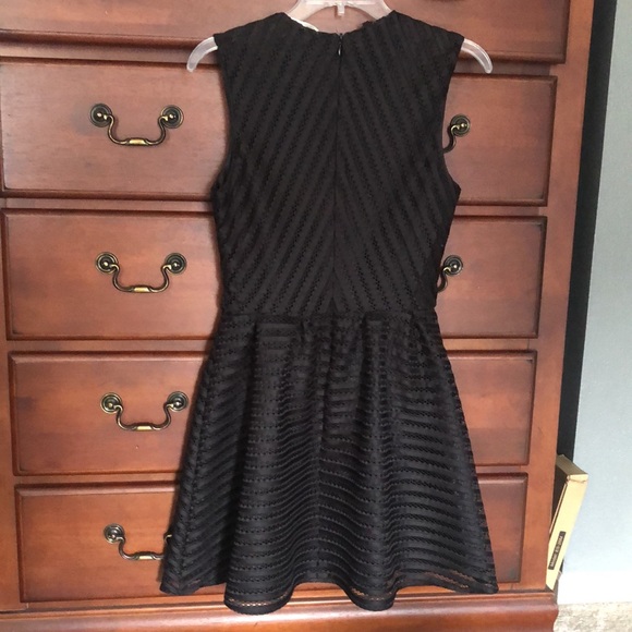 H&M Dress - Picture 2 of 3